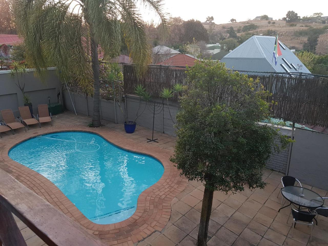 Mi Casa Su Casa Hotel Randburg Exterior photo